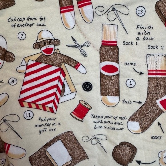 Nick & Nora How To Sew A Sock Monkey Long Sleeve Pajama Set Women’s M NWT *FLAW - Picture 10 of 10